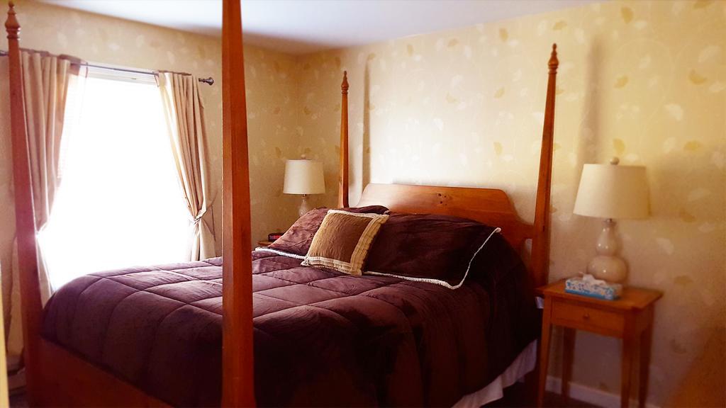 West Dover Inn Экстерьер фото